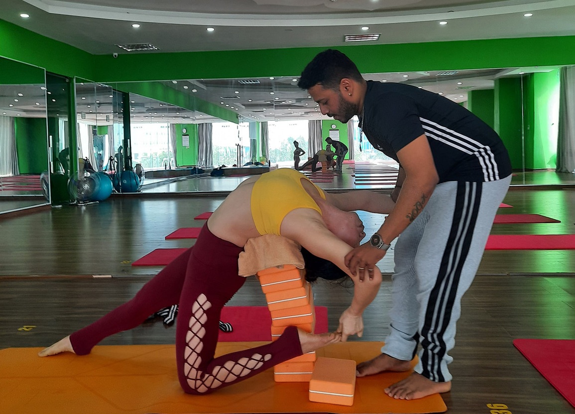 Chàng rể Ấn Độ và ấn tượng Tết cổ truyền Việt Nam - 2 Chàng rể Ấn Độ và ấn tượng Tết cổ truyền Việt Nam - 2