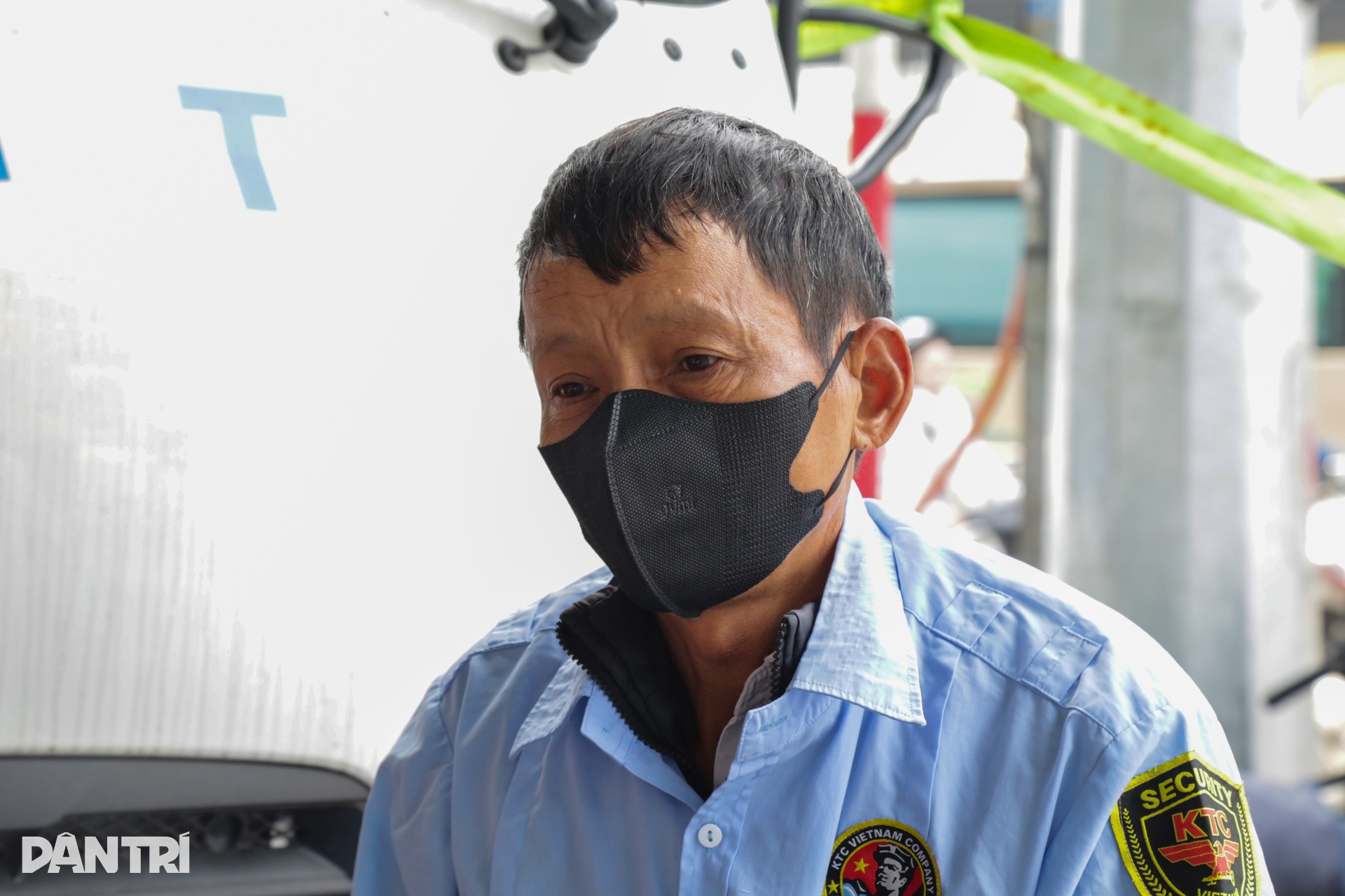 Bị CSGT phạt vì chở hàng cồng kềnh, tài xế nói do phải mưu sinh - 9