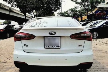 Grab "thâu tóm" Uber, thị trường xe cũ thêm cú bồi, tiếp tục "ngủ đông"