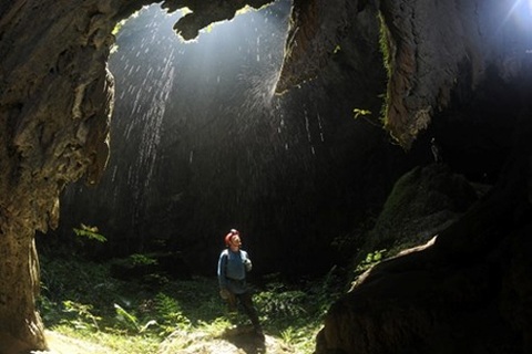 Vì sao Quảng Bình có nhiều hang động “đẹp không thể tả xiết“?