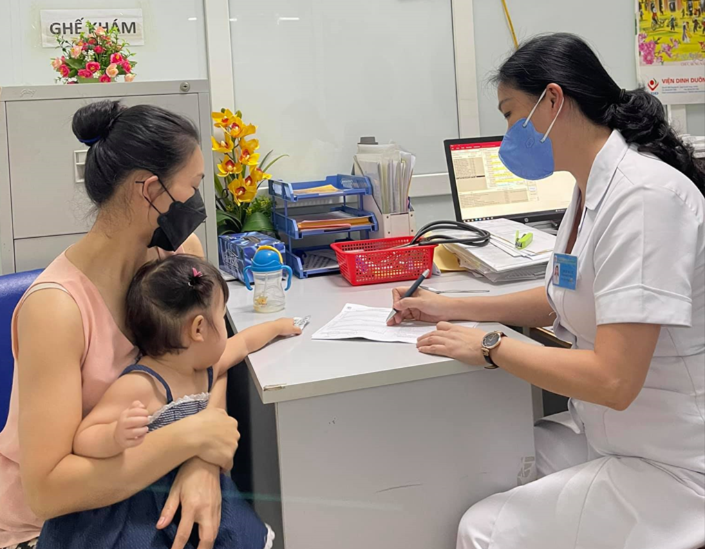 Vào năm học mới, làm gì để bảo vệ trẻ trước vòng vây của dịch bệnh? - 2 Vào năm học mới, làm gì để bảo vệ trẻ trước vòng vây của dịch bệnh? - 2