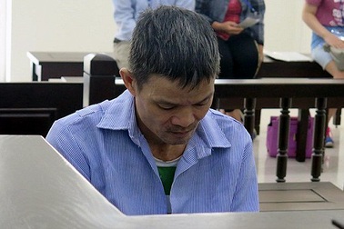 Đâm thủng bụng đồng hương vì bị chê “già rồi mà chưa lấy được vợ”