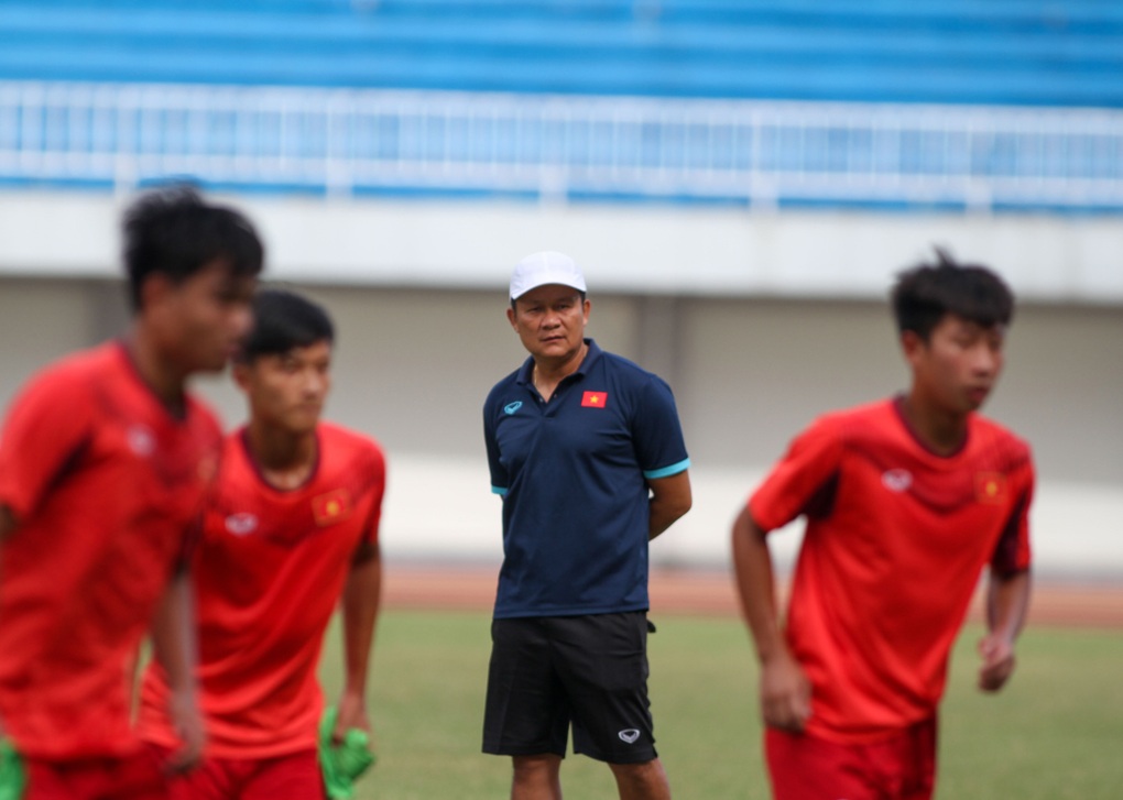 U16 Việt Nam - U16 Indonesia: Vượt qua áp lực từ khán đài - 2 U16 Việt Nam - U16 Indonesia: Vượt qua áp lực từ khán đài - 2