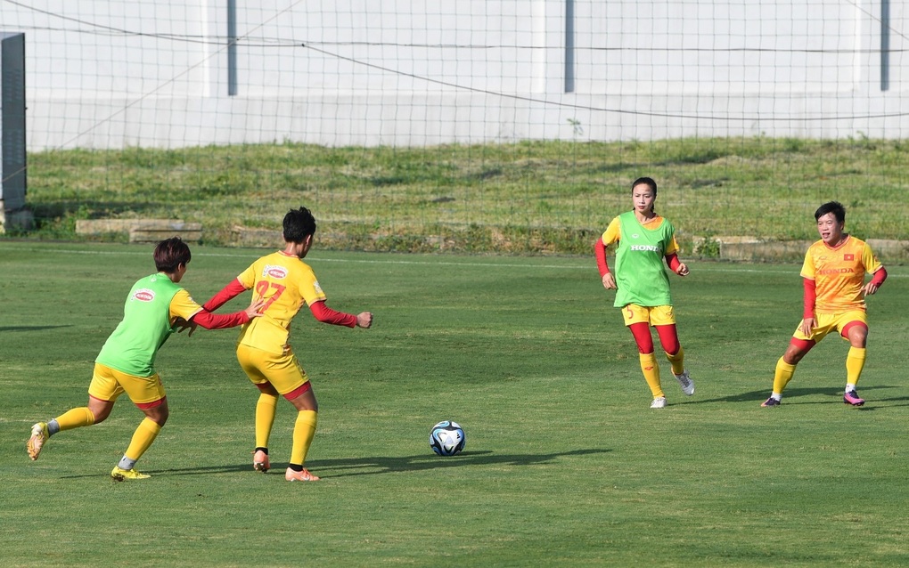 Huỳnh Như báo tin vui, tuyển nữ Việt Nam sẵn sàng đấu Mỹ, Hà Lan - 2