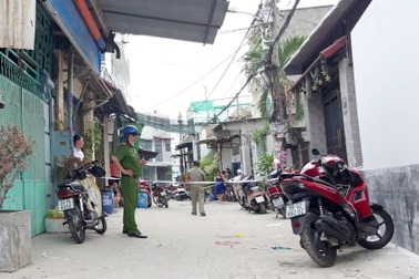 Điều tra nghi án con trai ngáo đá sát hại mẹ ở TPHCM