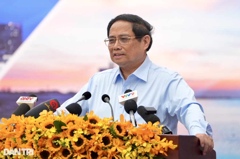 Thủ tướng: TPHCM chậm nhất là cải thiện vấn đề ngập, gây bức xúc - 1 Thủ tướng: TPHCM chậm nhất là cải thiện vấn đề ngập, gây bức xúc - 1