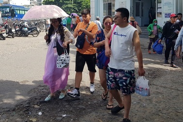 Chủ tịch Khánh Hòa: “Tránh tình trạng ăn xổi ở thì trong kinh doanh du lịch”