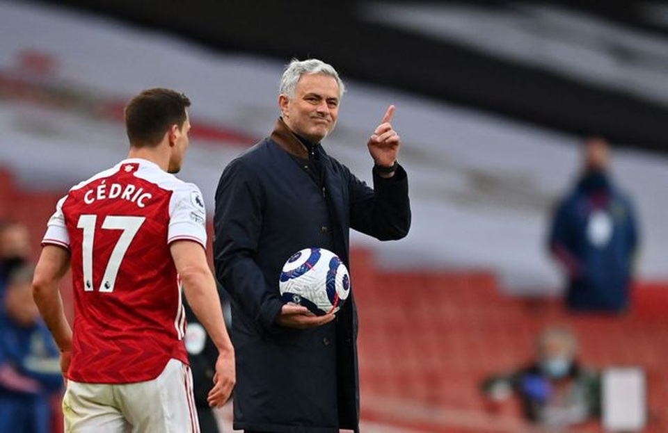 HLV Mourinho lại thất bại: Bi kịch và nghịch lý của Người đặc biệt - 3 HLV Mourinho lại thất bại: Bi kịch và nghịch lý của Người đặc biệt - 3