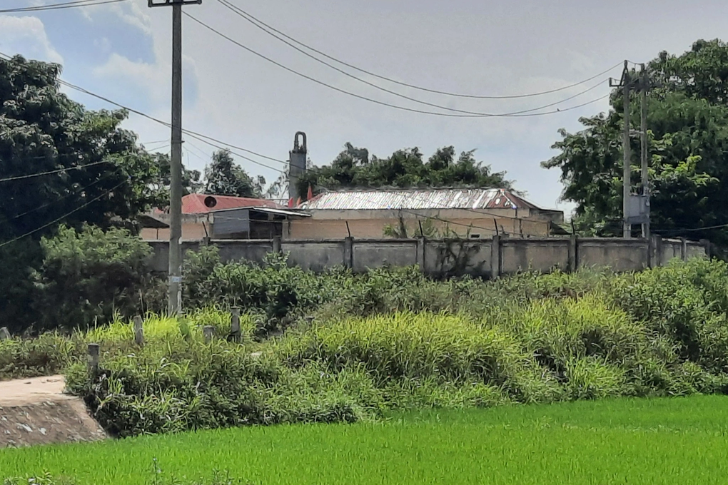 Khởi tố cựu giám đốc để nhân viên lấy tiền công quỹ cho vay nóng - 1 Khởi tố cựu giám đốc để nhân viên lấy tiền công quỹ cho vay nóng - 1