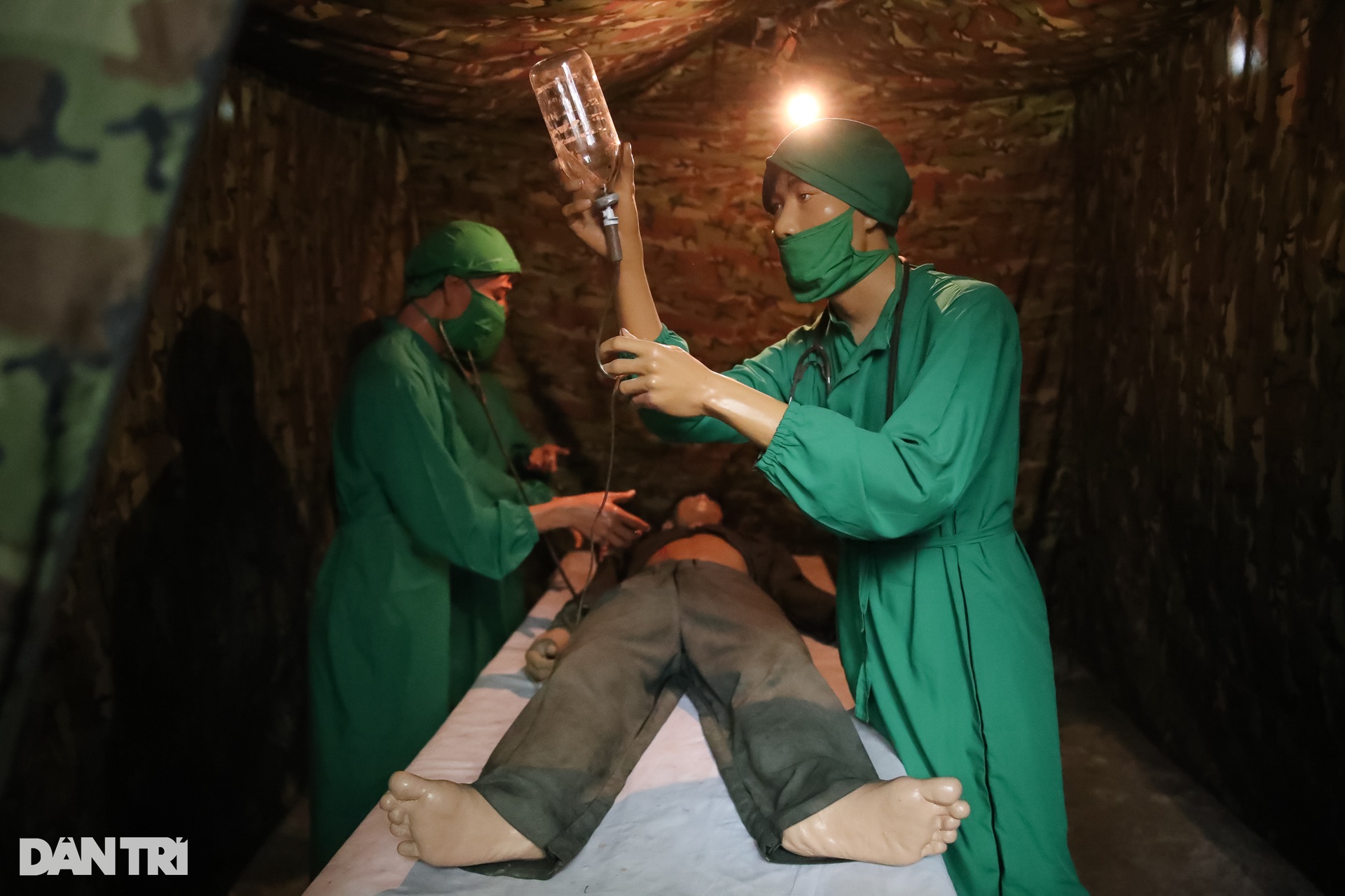 Bên trong căn cứ địa vang danh bốn bể ở TPHCM - 9 Bên trong căn cứ địa vang danh bốn bể ở TPHCM - 9