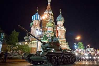 Lý do bất ngờ Nga nhập lại 30 xe tăng huyền thoại T-34 từ Lào