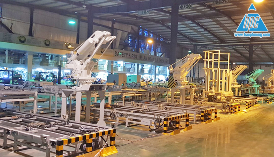 Cách mạng 4.0 và xu hướng chạy đua ứng dụng robot gắp bao tự động trong sản xuất - 1