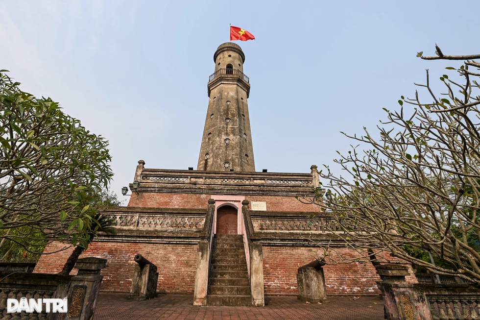 Chiêm ngưỡng kỳ đài cổ xưa, nơi thờ nữ Thành hoàng Giám thương Công chúa - 4 Chiêm ngưỡng kỳ đài cổ xưa, nơi thờ nữ Thành hoàng Giám thương Công chúa - 4