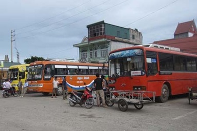 Nhiều doanh nghiệp vận tải tại Hà Tĩnh vẫn phớt lờ giảm giá cước