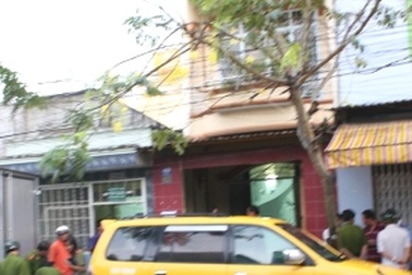 Nhân viên tiệm vàng kể chuyện khống chế cướp