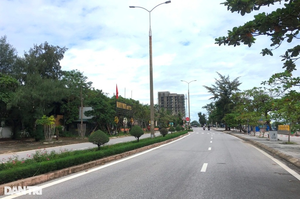 Diễn biến bão số 8 ảnh hưởng tới các tỉnh miền Trung - 13 Diễn biến bão số 8 ảnh hưởng tới các tỉnh miền Trung - 13