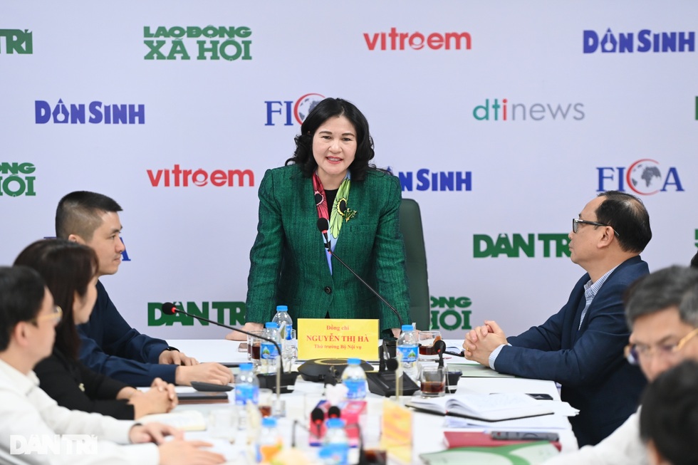 Báo Dân trí cần giữ vững thương hiệu, tạo sức lan tỏa mạnh mẽ - 5 Báo Dân trí cần giữ vững thương hiệu, tạo sức lan tỏa mạnh mẽ - 5