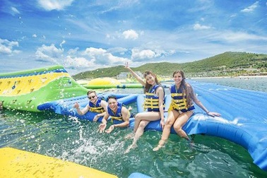 Đón năm mới rực rỡ tại Vinpearlland Nha Trang