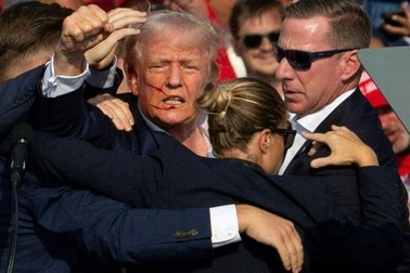 43 giây sinh tử của ông Trump trong vụ ám sát hụt