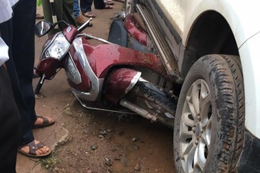 Khởi tố chủ doanh nghiệp gây tai nạn, đánh cảnh sát giao thông