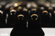 Vàng nhẫn lập kỷ lục giá, gần chạm mốc 65 triệu đồng/lượng