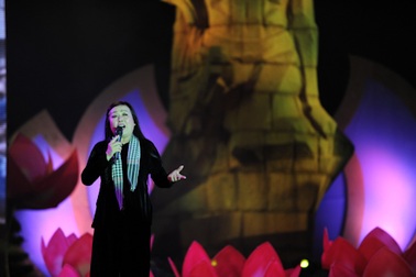 “Trường ca đỏ - Ước vọng xanh”