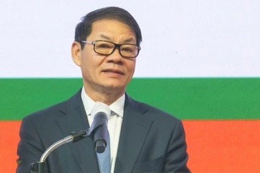 Tỷ phú Trần Bá Dương trồng chuối nhiều gấp đôi bầu Đức