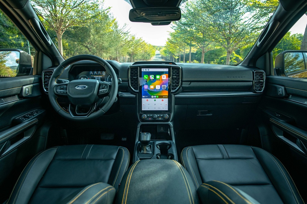 Khó kiếm khách, Ford Everest Wildtrak được giảm 50 triệu đồng tại đại lý - 2 Khó kiếm khách, Ford Everest Wildtrak được giảm 50 triệu đồng tại đại lý - 2