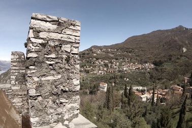 Tham quan lâu đài Castello di Vezio