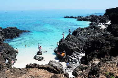 Quảng Ngãi: Hàng nghìn du khách hủy kế hoạch tham quan đảo Lý Sơn