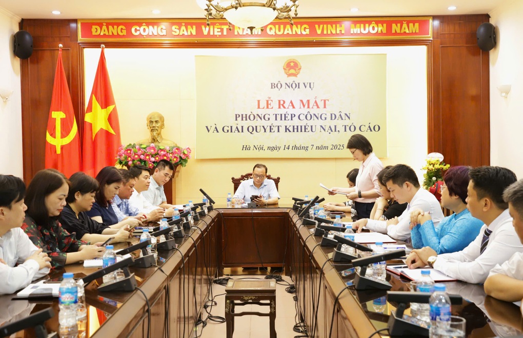 Bộ Nội vụ ra mắt Phòng Tiếp công dân và Giải quyết khiếu nại, tố cáo - 1 Bộ Nội vụ ra mắt Phòng Tiếp công dân và Giải quyết khiếu nại, tố cáo - 1