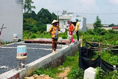 Kiến nghị bỏ giấy phép khi xây nhà riêng lẻ cho người dân