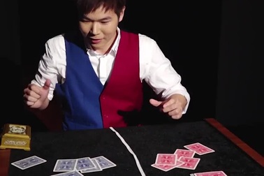 Màn trình diễn khiến khán giả không dám chớp mắt của quán quân ảo thuật thế giới