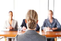 Tranh chấp lao động, cô gái trẻ đòi được 2 tháng lương nhờ tự tìm hiểu luật