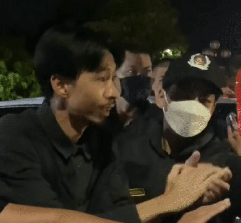 Đen Vâu khiến khán giả ấm lòng vì ẩn MV Trời hôm nay nhiều mây cực - 3 Đen Vâu khiến khán giả ấm lòng vì ẩn MV Trời hôm nay nhiều mây cực - 3