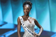 Á hậu của Hoa hậu Hoàn vũ 2025 tuyên bố từ bỏ danh hiệu giữa bão tố dư luận