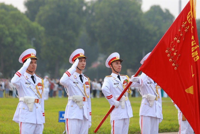 Lễ chào cờ sáng 2/9/2020 tại Quảng trường Ba Đình, trước Lăng Chủ tịch Hồ Chí Minh - Ảnh 7.