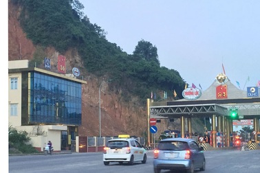 Hòa Bình: Thu hồi đất xây trạm thu phí, ủy ban huyện bị dân kiện ra tòa