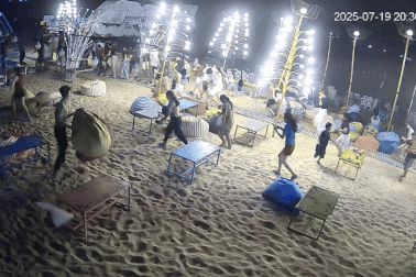 Thực hư cảnh khách chạy tán loạn khi bão số 3 ập vào bãi biển