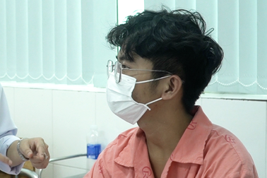 Người cha ở TPHCM để con bỏ thi tốt nghiệp THPT: "Xảy ra chuyện sẽ hối hận"