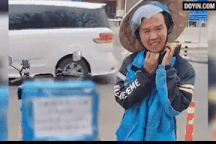 Bị khách đánh giá 1 sao, shipper khóc nấc: "Họ muốn chúng tôi chết sao?"