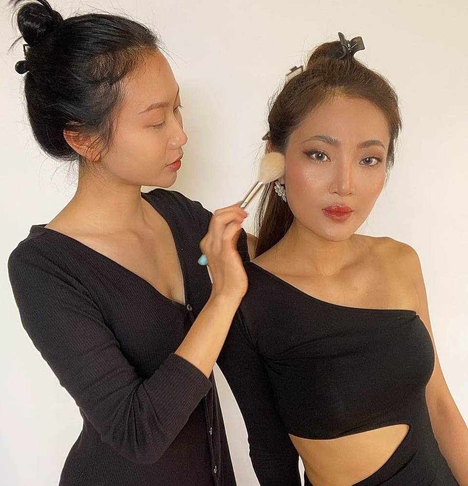 Mất mùa cưới vì Covid-19, nghề trang điểm ế khách khóc như mưa - 3 Mất mùa cưới vì Covid-19, nghề trang điểm ế khách khóc như mưa - 3