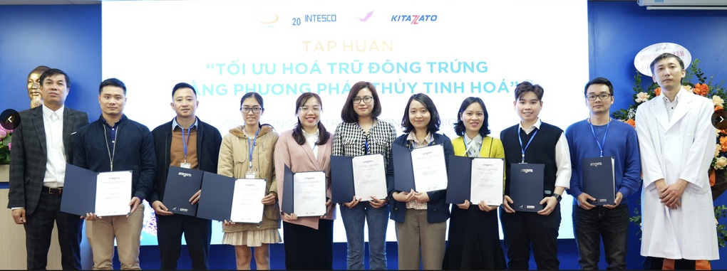 Bệnh viện Nam học và Hiếm muộn Hà Nội cùng Intesco tập huấn tối ưu trữ noãn - 4 Bệnh viện Nam học và Hiếm muộn Hà Nội cùng Intesco tập huấn tối ưu trữ noãn - 4