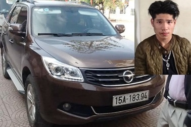 Lái xe không phép gây tai nạn rồi bỏ chạy đâm vào hai cảnh sát trật tự