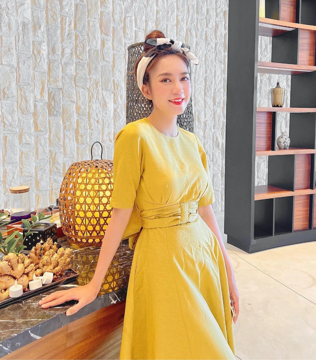 Vóc dáng gợi cảm của bà xã Lý Hải dù trải qua 4 lần sinh nở - 11 Vóc dáng gợi cảm của bà xã Lý Hải dù trải qua 4 lần sinh nở - 11