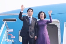 Chủ tịch nước và Phu nhân rời Hà Nội, lên đường công tác tại Mỹ