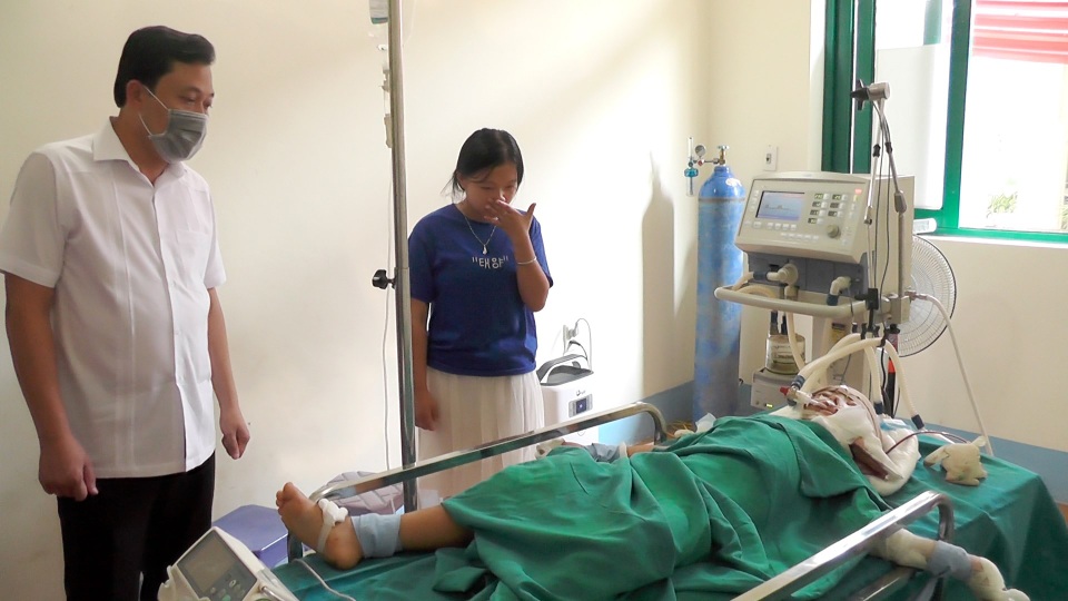 Hà Giang: Hai ông cháu gục trên vũng máu, nghi bị sát hại - 1 Hà Giang: Hai ông cháu gục trên vũng máu, nghi bị sát hại - 1