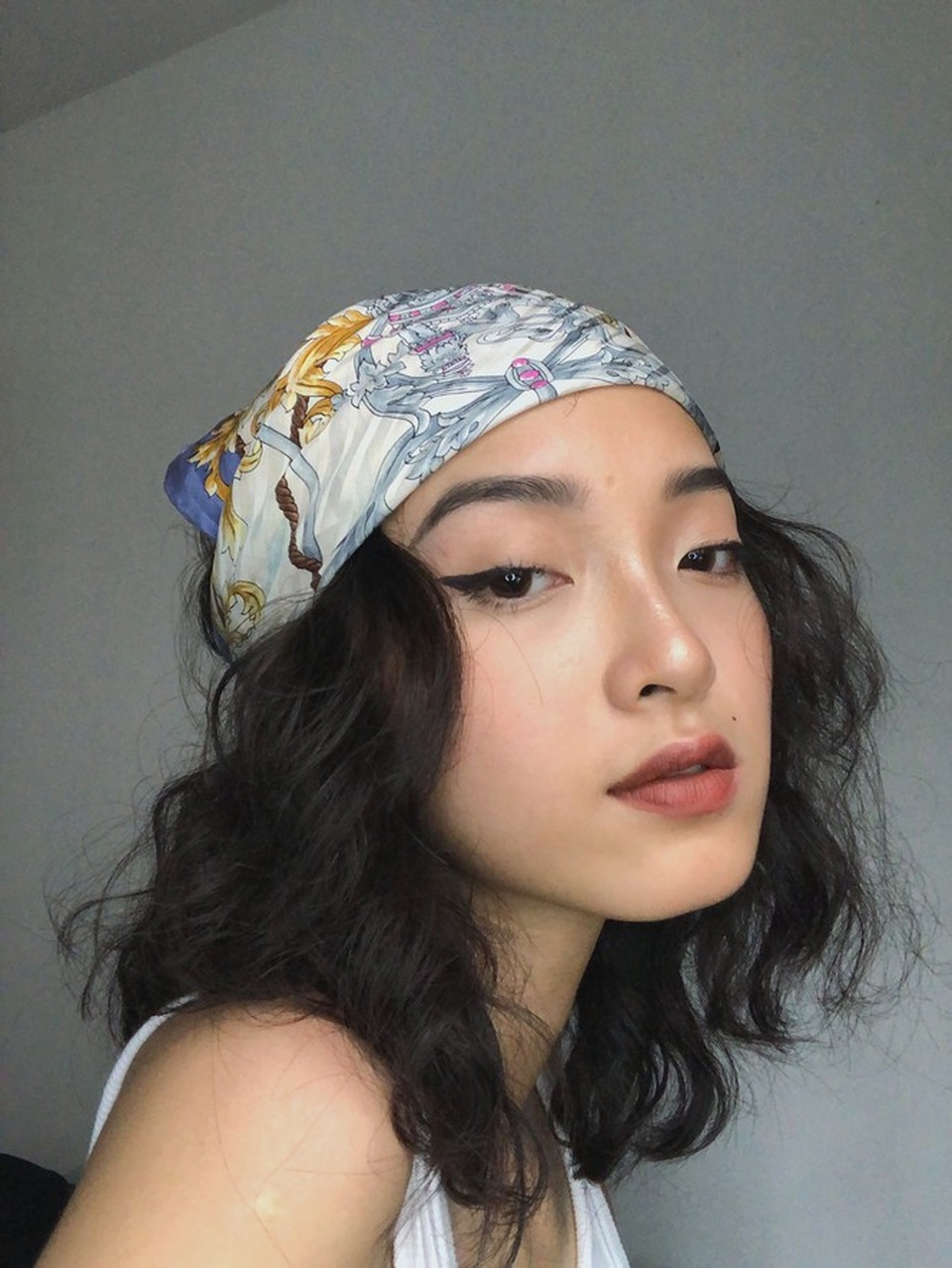 Khánh Linh - Vẻ đẹp độc lạ trong thế giới thời trang - 12 Khánh Linh - Vẻ đẹp độc lạ trong thế giới thời trang - 12