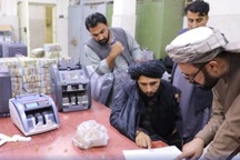 Taliban tìm thấy 12 triệu USD tiền, vàng trong nhà quan chức chính quyền cũ