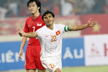 Tiền vệ Tài Em giải nghệ ở tuổi 34